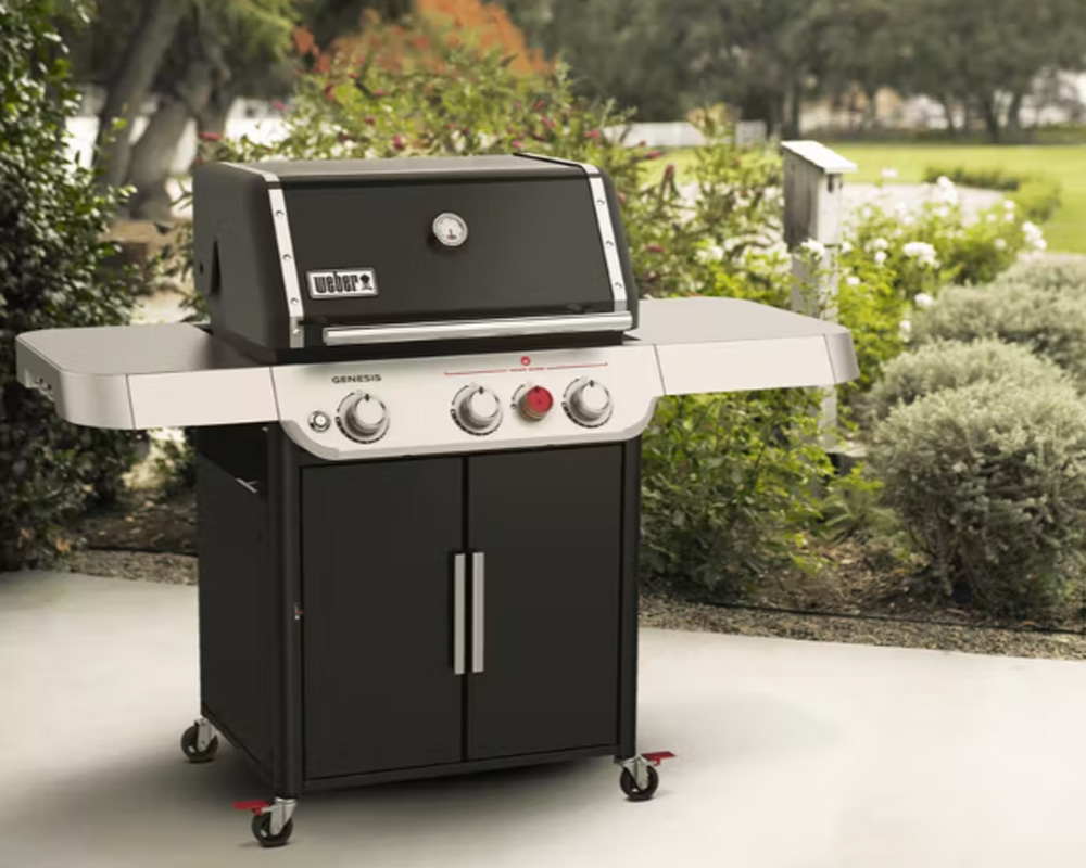 Can my Weber Grill be outside all year long?Image