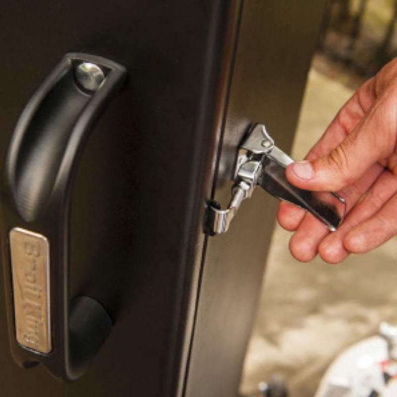 Adjustable Latch System